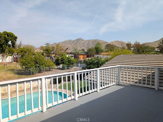 Exterior, Pool, Other