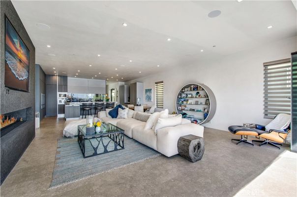 Fireplace, Interior, Kitchen, Living room, Pendant Lights, Recessed Lighting