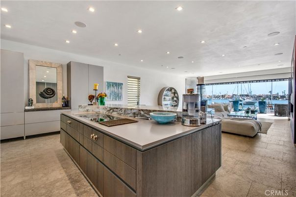 Interior, Kitchen, Living room, Pendant Lights, Recessed Lighting, Water