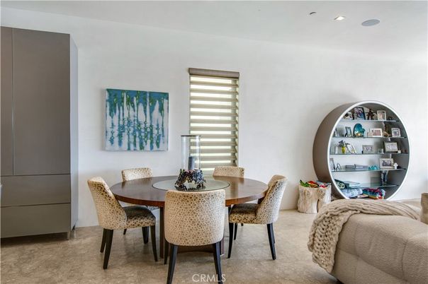 Dining room, Interior, Recessed Lighting