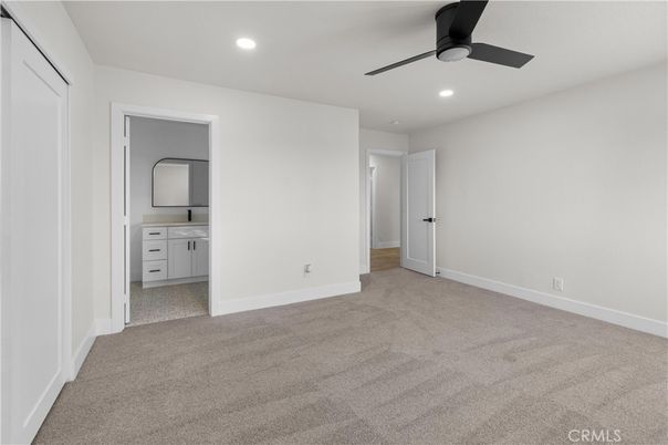 Bathroom, Empty room, Interior, Recessed Lighting