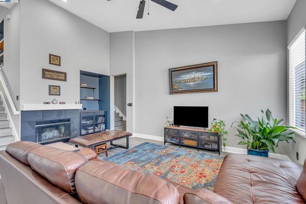 Fireplace, Interior, Living room, Recessed Lighting