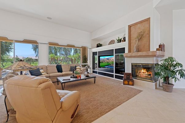 Fireplace, Interior, Living room