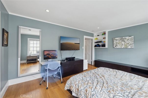 Bedroom, Home Office, Interior, Recessed Lighting, Wood Texture Flooring