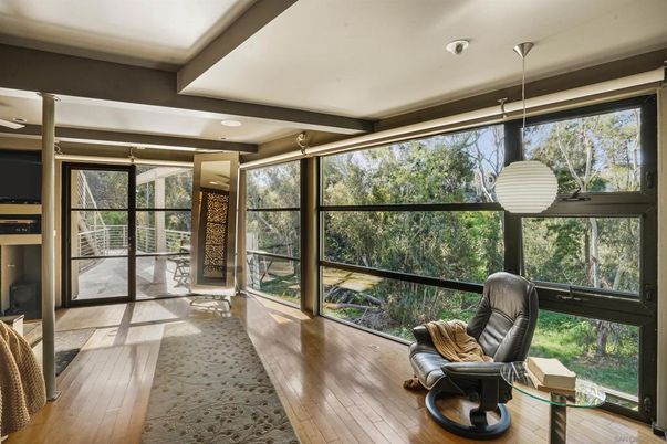 Interior, Pendant Lights, Recessed Lighting, Sun Room, Wood Texture Flooring