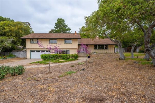 Attached, Backyard, Exterior, Facade, Split Level