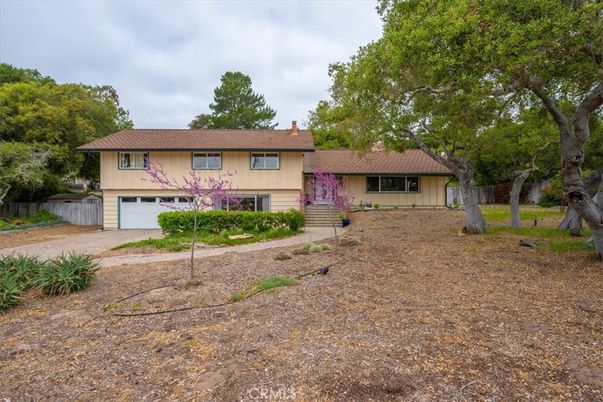 Attached, Backyard, Exterior, Facade, Split Level