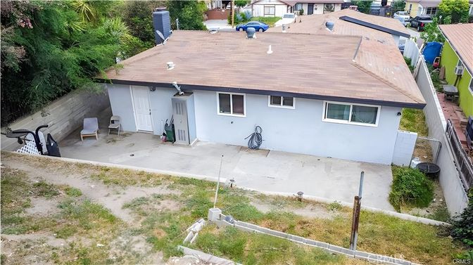 Exterior, Drone