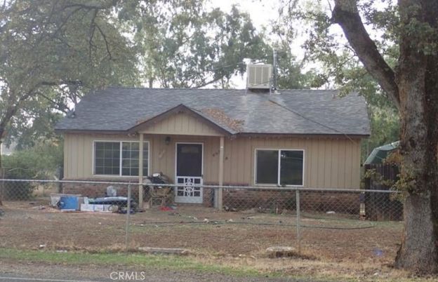 Backyard, Exterior, Facade, Ranch