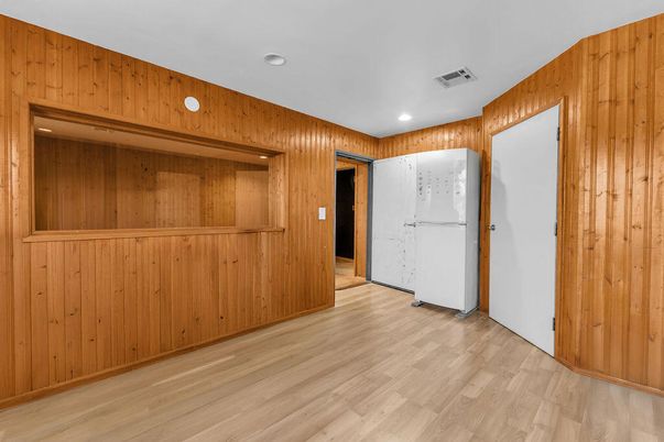 Empty room, Interior, Recessed Lighting, Wood Texture Flooring, Wooden Walls