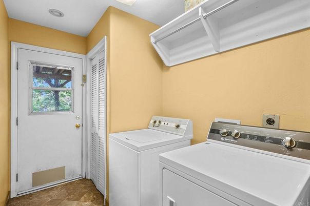 Interior, Utility Closets, Washer