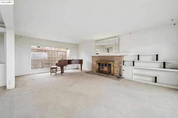 Fireplace, Interior, Piano