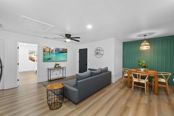 Dining room, Interior, Living room, Pendant Lights, Recessed Lighting, Wood Texture Flooring