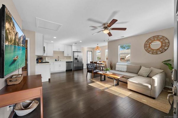 Dining room, Interior, Kitchen, Living room, Pendant Lights, Recessed Lighting, Stainless Steel Appliances, Wood Texture Flooring
