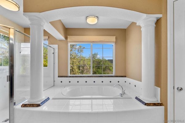 Bathroom, Interior, Tile Countertops