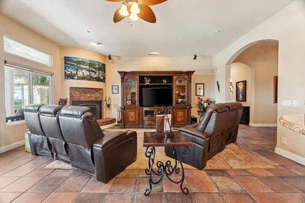 Fireplace, Interior, Living room, Recessed Lighting