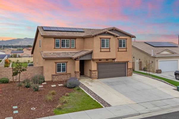 Attached, Exterior, Facade, Solar Panels, Mediterranean