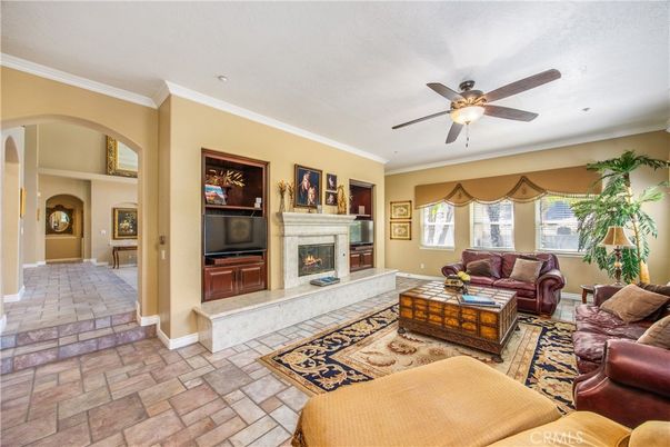 Fireplace, Interior, Living room