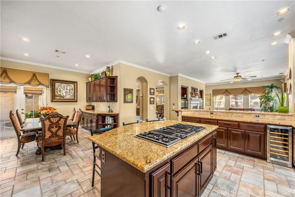 Dining room, Interior, Kitchen, Recessed Lighting