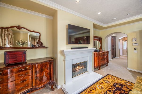 Fireplace, Interior, Recessed Lighting