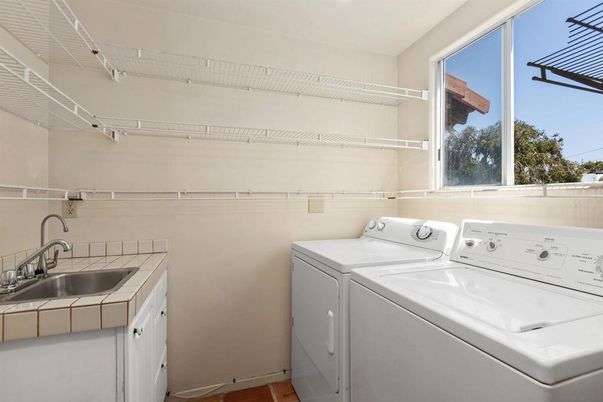 Interior, Washer