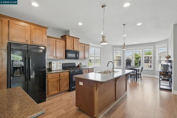 Dining room, Interior, Kitchen, Pendant Lights, Recessed Lighting, Wood Texture Flooring