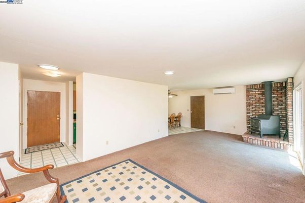 Empty room, Interior, Recessed Lighting, Stone Walls
