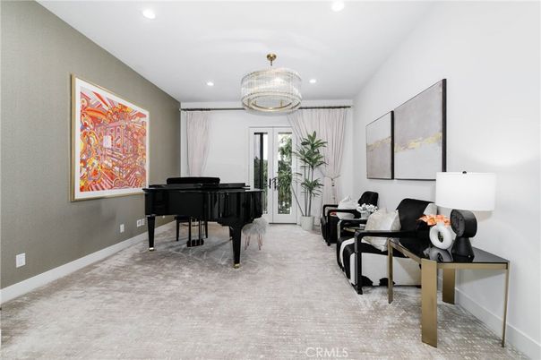 Chandelier, Home Office, Interior, Piano, Recessed Lighting
