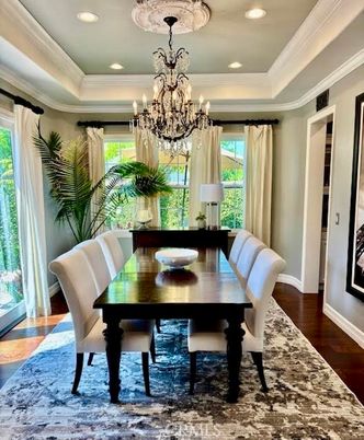 Chandelier, Dining room, Interior, Recessed Lighting, Wood Texture Flooring
