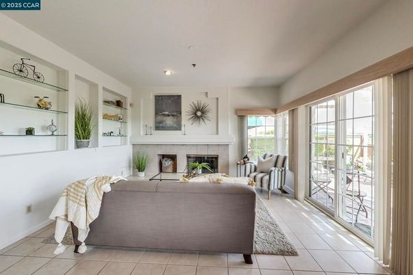 Fireplace, Interior, Living room, Recessed Lighting