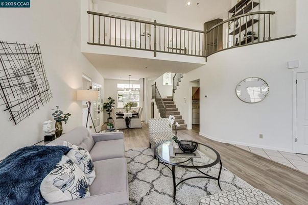 Dining room, Interior, Living room, Pendant Lights, Recessed Lighting, Wood Texture Flooring