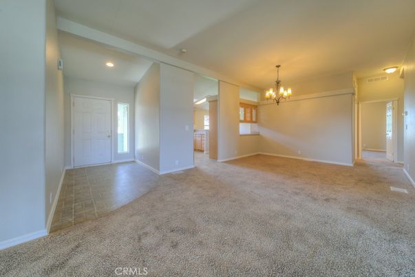 Chandelier, Empty room, Interior, Recessed Lighting