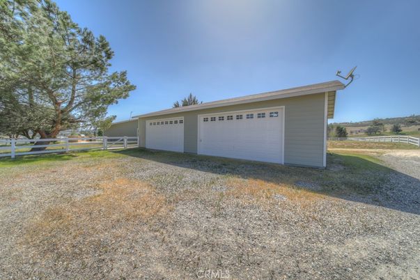 Backyard, Detached Garage, Exterior