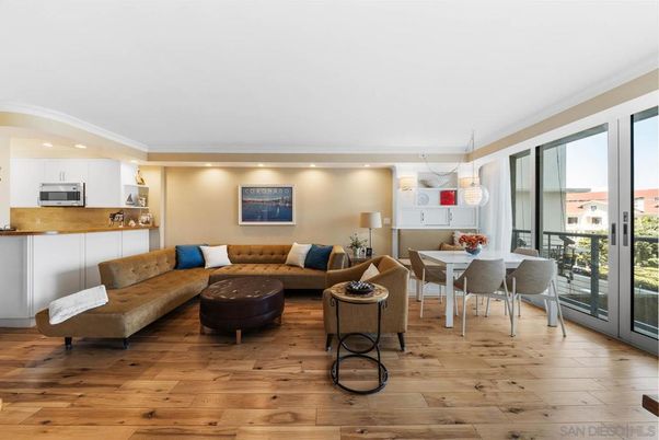 Dining room, Interior, Kitchen, Living room, Pendant Lights, Recessed Lighting, Stainless Steel Appliances, Wood Texture Flooring