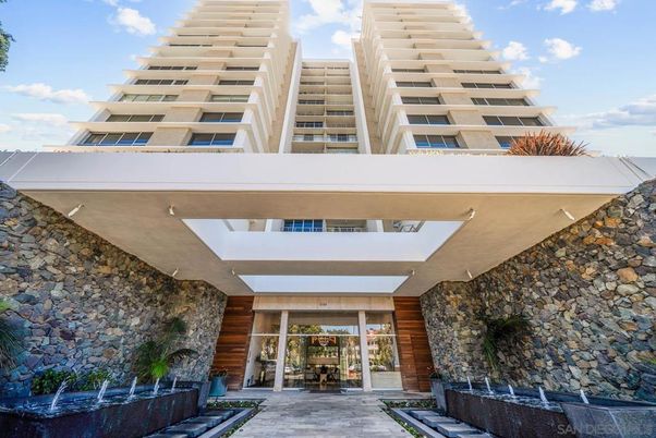 Exterior, Facade, Condo Building