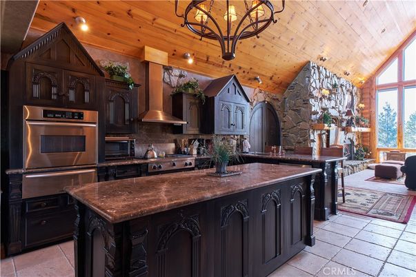 Chandelier, Interior, Kitchen, Recessed Lighting, Stainless Steel Appliances, Wooden Ceilings