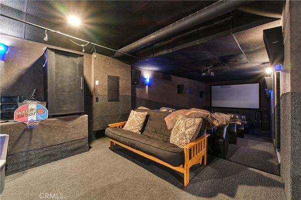 Interior, Projection Screen, Recessed Lighting, Theatre Room