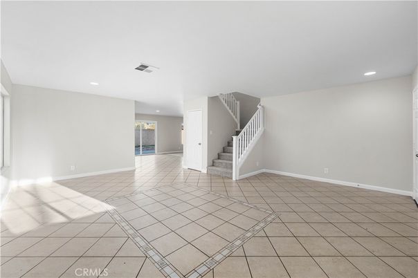 Empty room, Interior, Recessed Lighting
