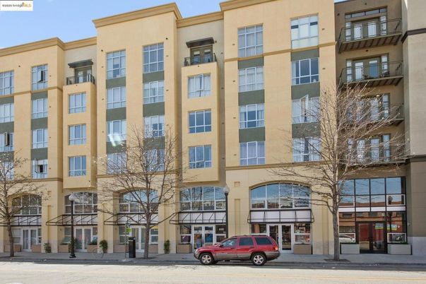 Exterior, Facade, Condo Building