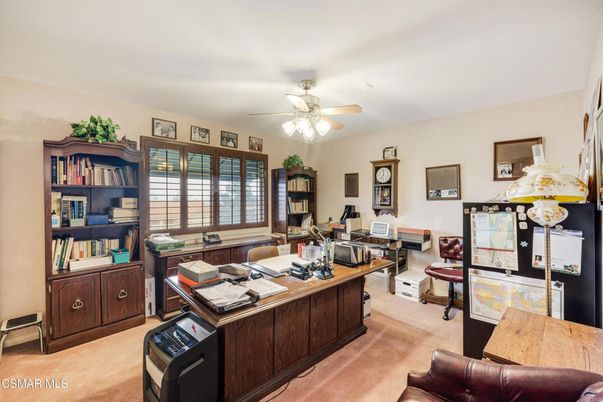 Home Office, Interior