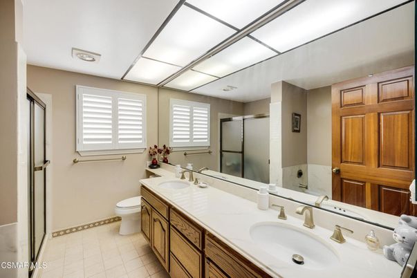 Bathroom, Dual Sink Vanities, Glass Shower, Interior
