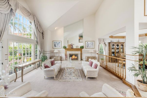 Fireplace, Interior, Living room, Recessed Lighting