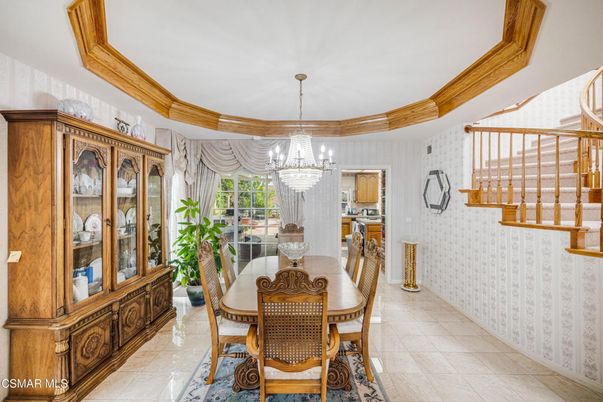Chandelier, Dining room, Interior