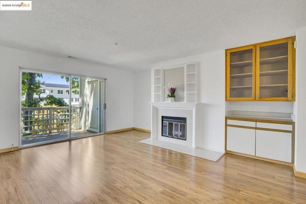 Empty room, Fireplace, Interior, Wood Texture Flooring