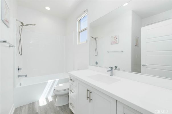 Bathroom, Interior, Recessed Lighting, Wood Texture Flooring