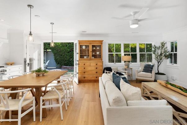 Dining room, Interior, Living room, Pendant Lights, Recessed Lighting, Wood Texture Flooring