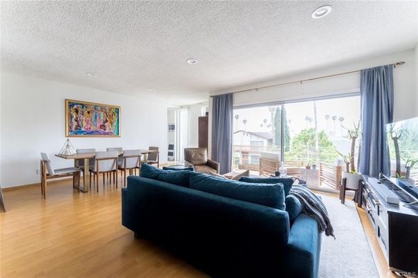 Dining room, Interior, Living room, Recessed Lighting, Wood Texture Flooring