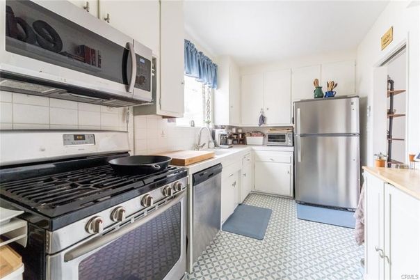 Interior, Kitchen, Stainless Steel Appliances
