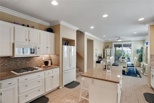 Dining room, Interior, Kitchen, Recessed Lighting