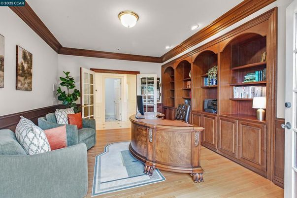 Home Office, Interior, Recessed Lighting, Wood Texture Flooring